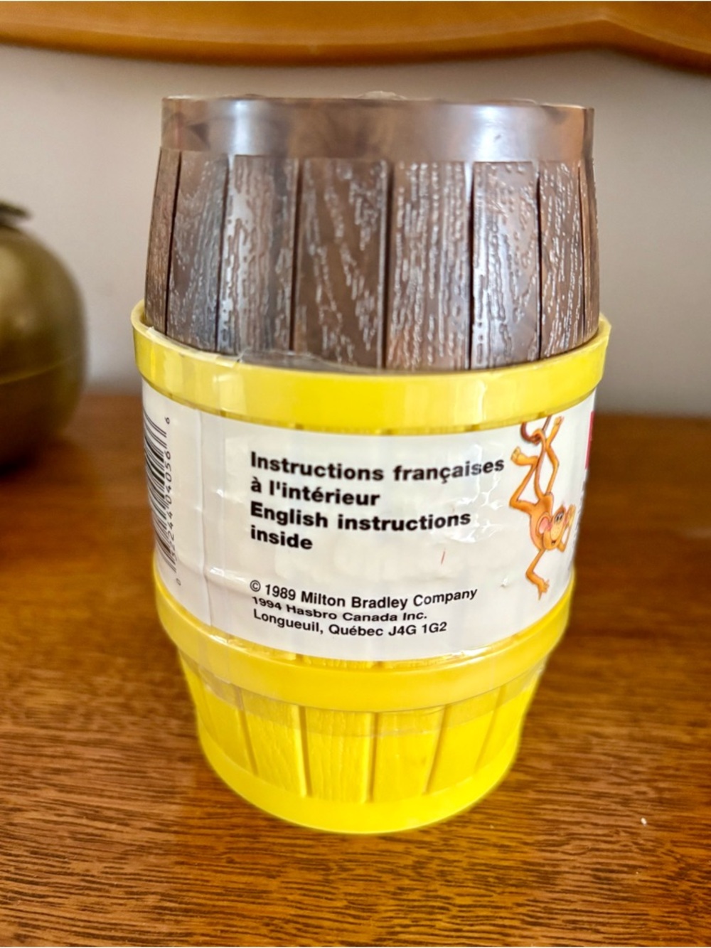 Barrel of Monkeys Classic Toy Barrel - Yellow - Picture 2 of 4